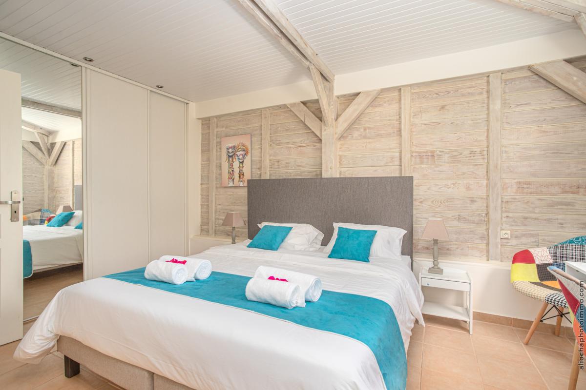 15 Location-villa-Martinique_ chambre 1 3